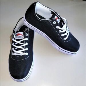 New Avenger Work Composite Toe Sneakers 7